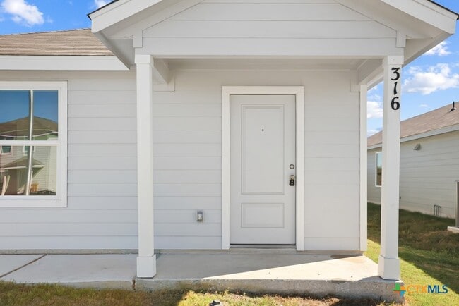 Photo - 316 Alligator Crk