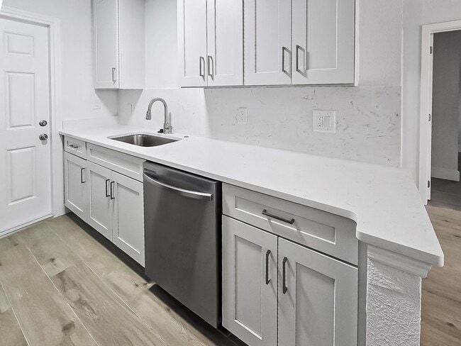 Photo - Updated Two Bedroom, One Bath Duplex located Near Downtown Palmetto