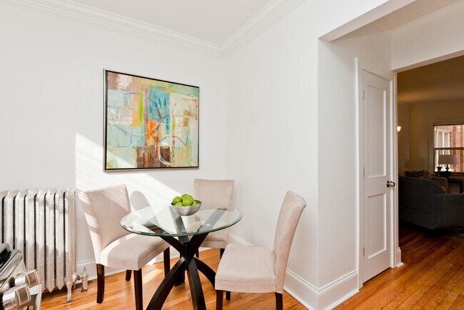 Photo - One Bedroom Apartment Near the Lakefront Unidad 32-2W