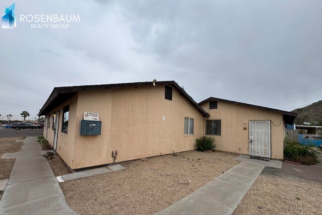Photo - 1702 W Shangri La Rd Unidad 1