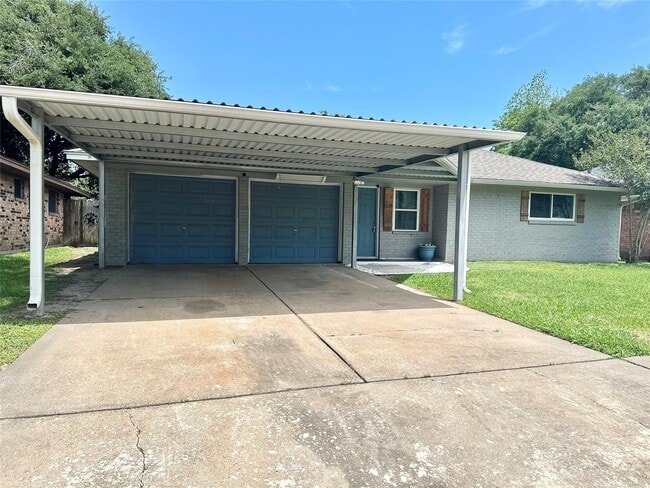 Photo - 1126 E Dartmouth Ln