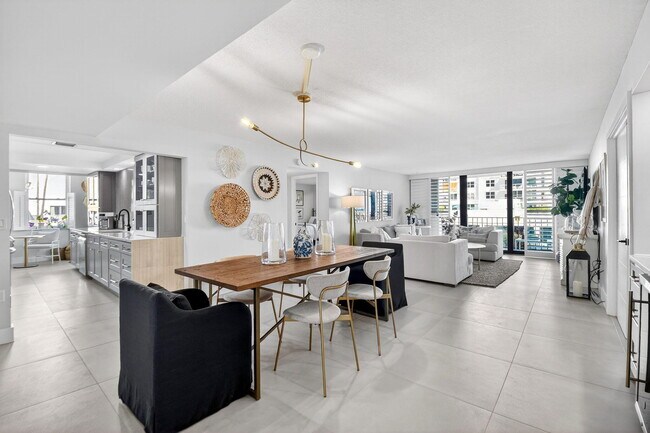 Photo - 3456 S Ocean Blvd Unidad 105