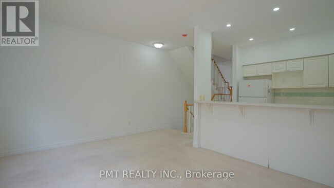 Photo - 238 Galloway Rd