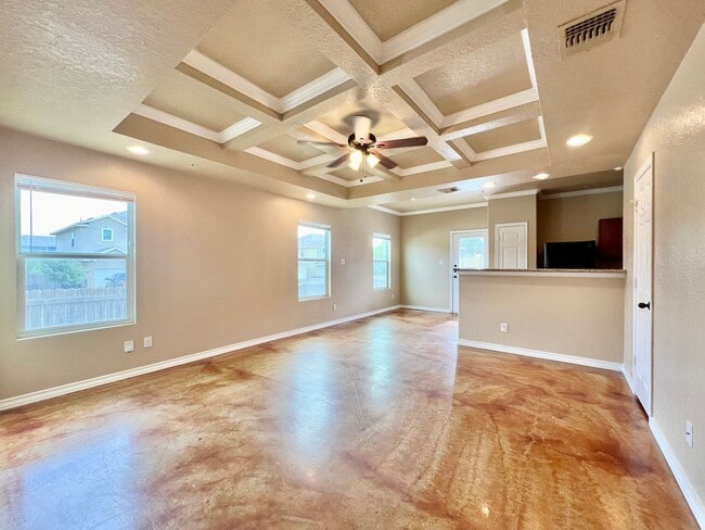 Photo - 3 bed 2 bath townhome near I35 and 1604