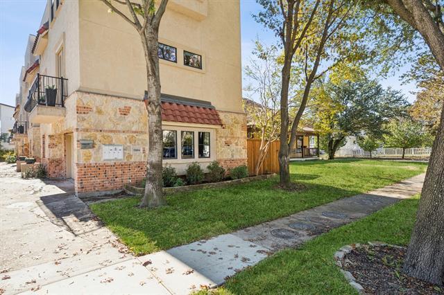 Photo - 5804 Hudson St