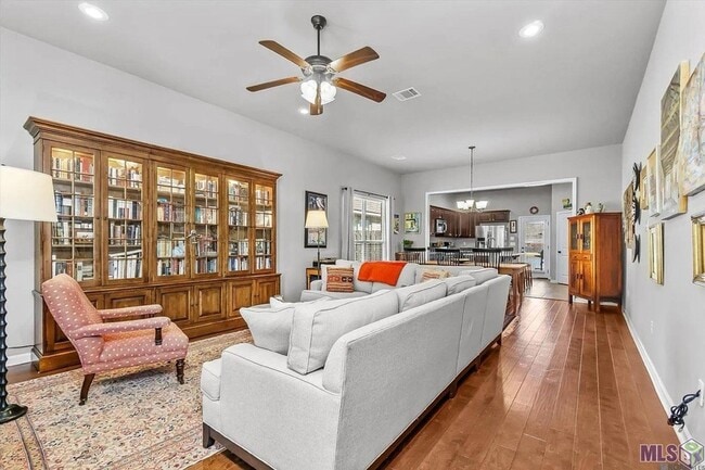 Photo - 8624 Arabella Ave