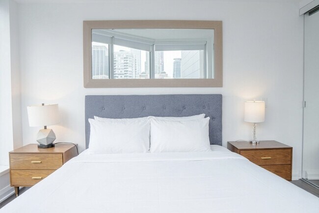 Photo - 155 Yorkville Ave Unit SI ID1559031P