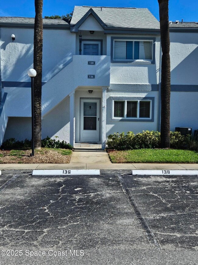 Building Photo - 136 Beach Park Ln Unit 35 Rental