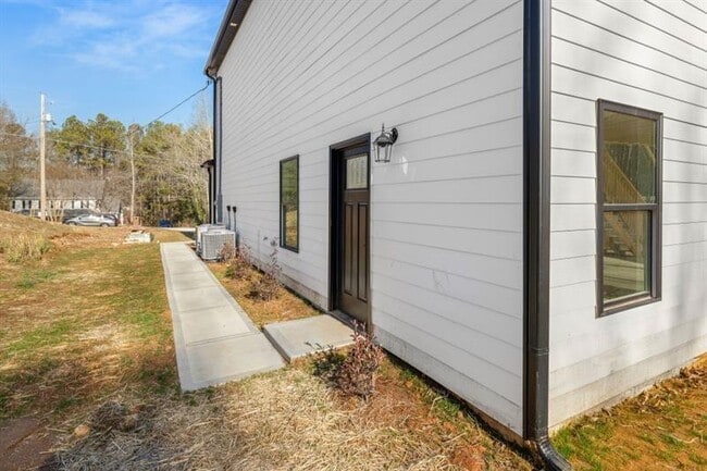 Building Photo - 4410 Ross Estates Ct SW