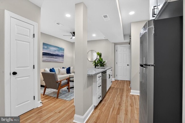 Photo - 212 36th St NE Unit 3