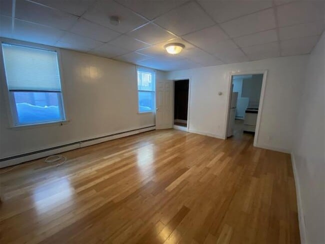 Building Photo - 60 Otis St Unit B