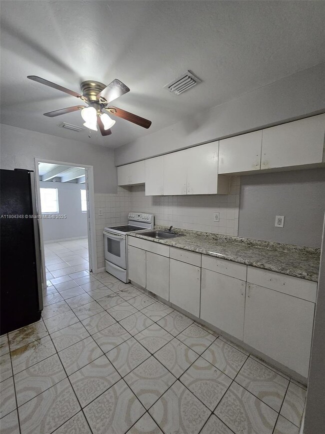 Photo - 3 bedroom in North Miami FL 33161