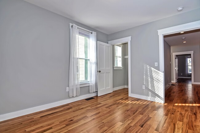 Photo - 503 Winchester Ave Unit 1