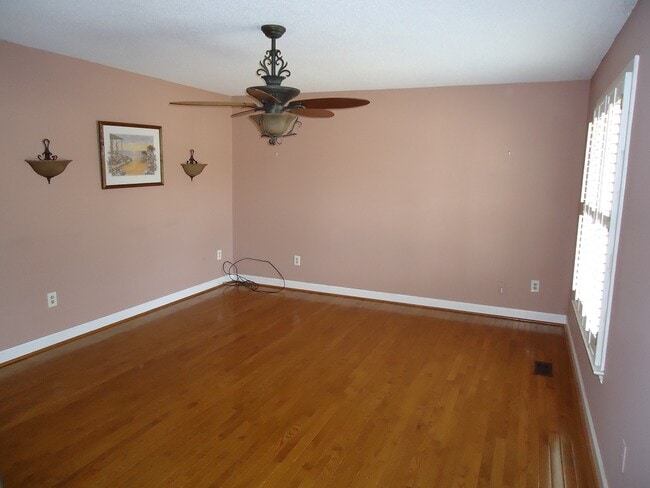 Photo - 805 Durango Ct