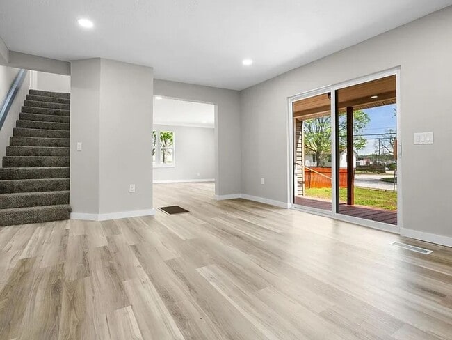 Photo - Perfect Family Home in Bolivar