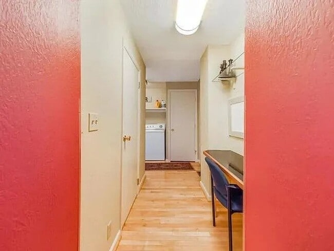 203 Grandview Ave Unidad 1 (Lower)