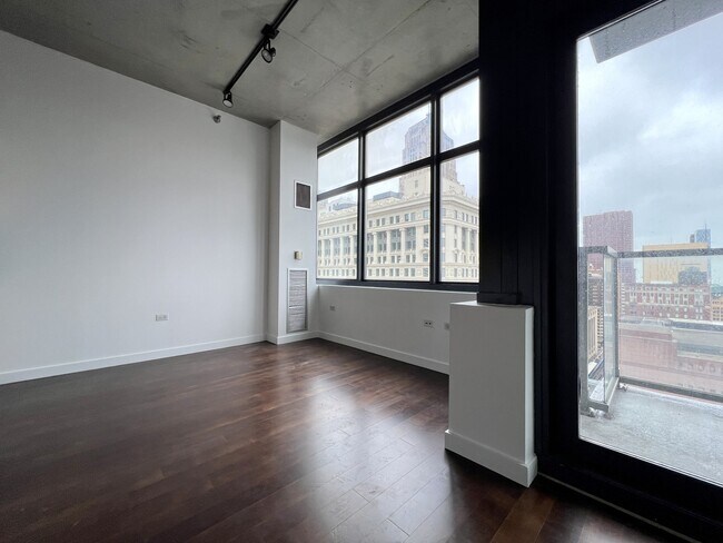 Photo - 235 W Van Buren St Unit 2202