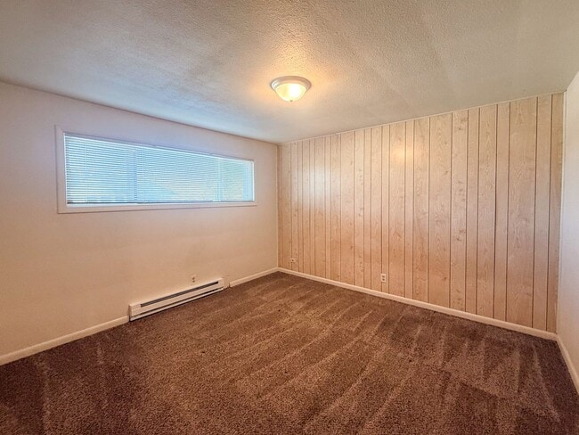 Photo - 227 24th St SE