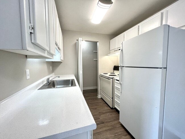 Photo - West on Murray Apartments