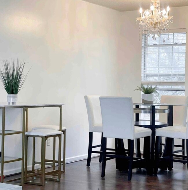 Photo - 4505 Idlewood Park