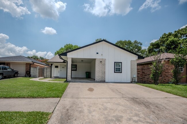 Photo - 4606 Meadowood Dr