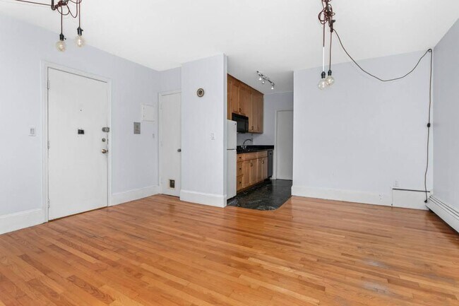 362 Commonwealth Ave Unit 6E