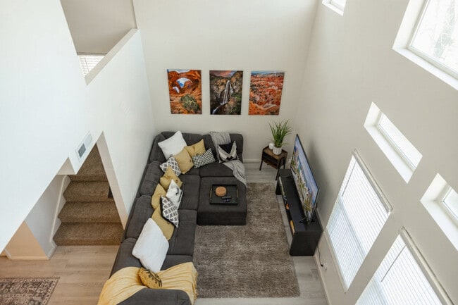 Photo - 924 Lowell Ave S Unidad ID1249884P