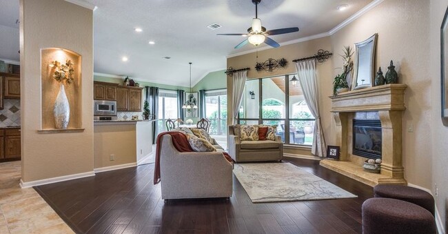 Photo - 3314 Medaris Ln