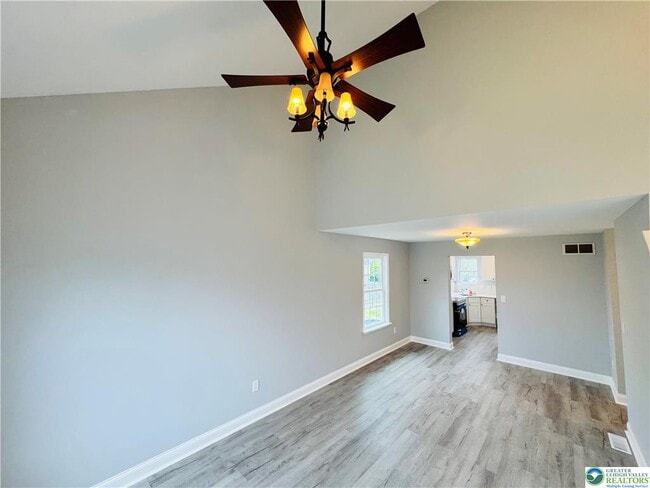 Photo - 2274 Briarwood Dr