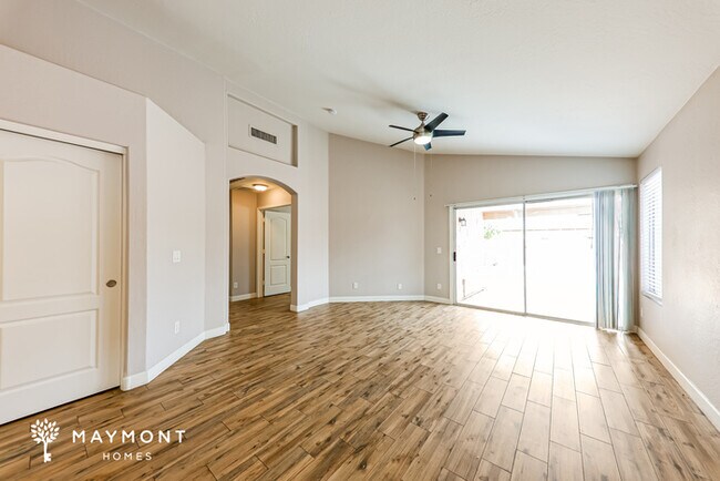 Photo - 19434 N 7th Dr