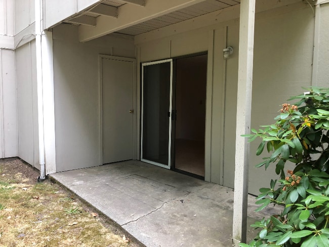 Photo - 3206 Pine Rd NE