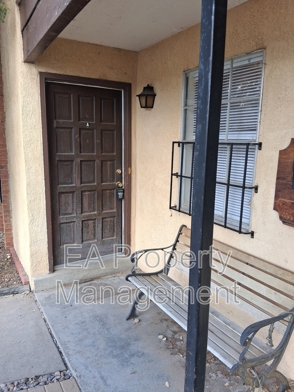Building Photo - 12200 Candelaria Rd NE Unit A