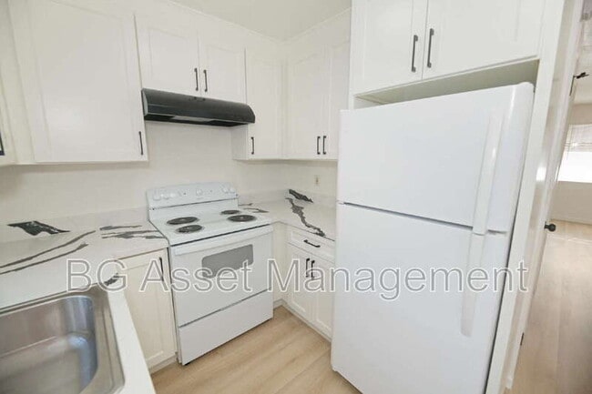 Photo - 547 Rodeo Ave Unit A