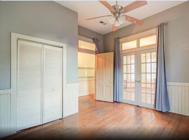 Photo - 2814 Avenue O 1/2