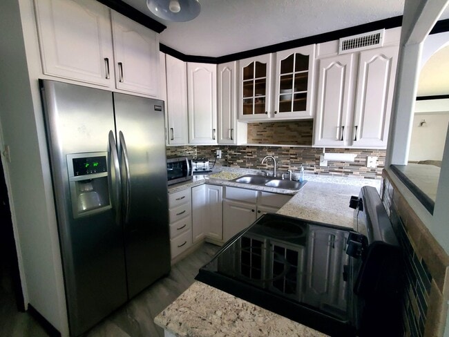 Photo - 4755 W 4895 S