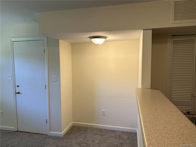 Photo - 31 Old Post Rd S Unit E77