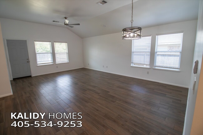 Photo - 12925 NW 3rd Ter