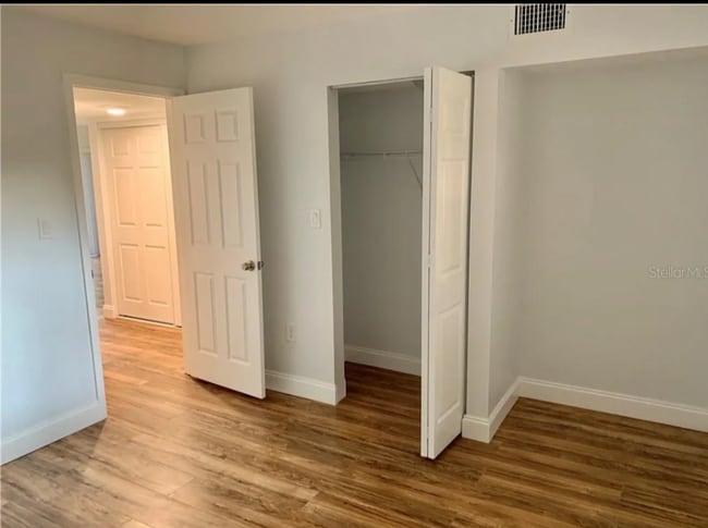 Building Photo - 2687 Sabal Springs Cir Rental