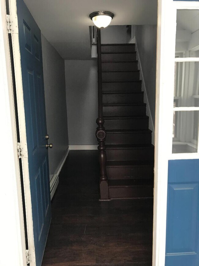 237 King St Condo Unit 6 Condo for Rent in Boscawen, NH