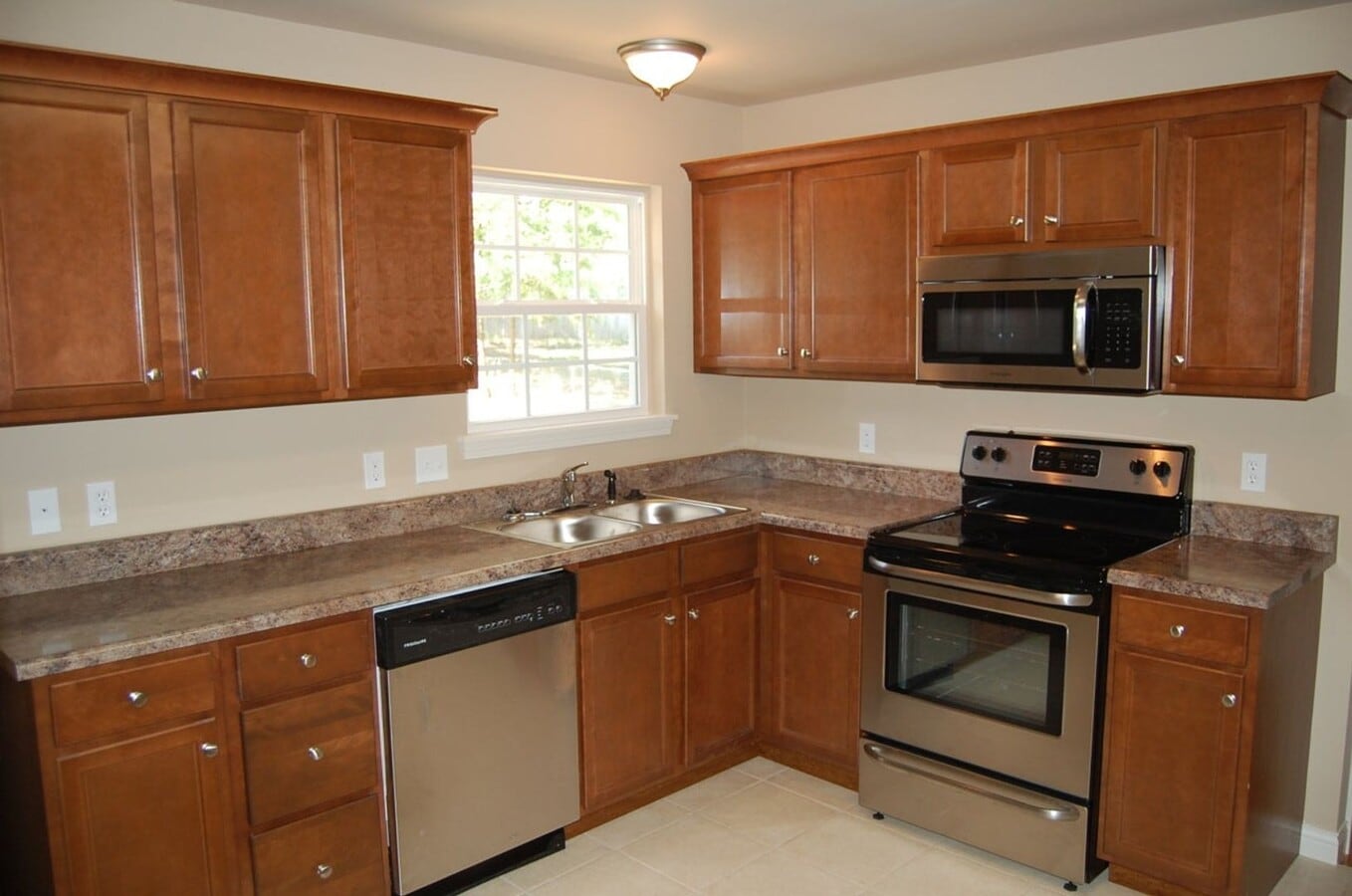 Photo - Charming 3 Bedroom 1.5 Bath Home