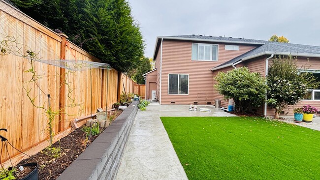 Photo - 3616 209th St SE