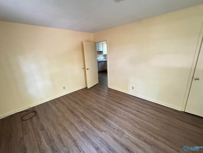 3836 Melody Rd NE