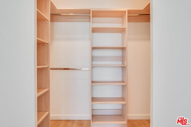 Photo - 1414 S Beverly Dr Unit 302