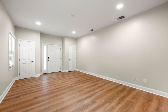 Photo - 3721 Ashford Dunwoody Rd NE