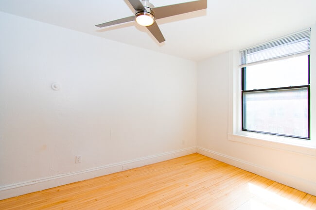 Photo - 90 Westland Ave