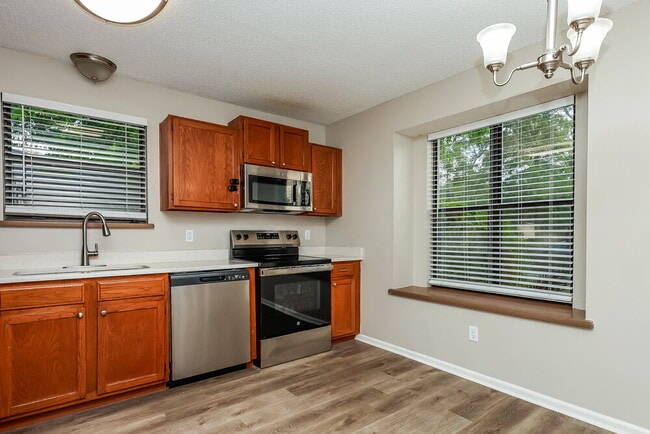 Photo - 4142 Cransley Pl