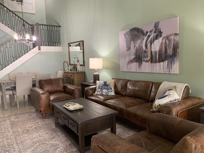 Photo - 10667 Lake Shore Dr