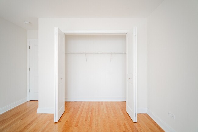 Photo - 515 Sheridan Rd