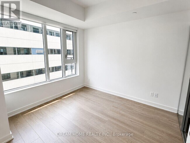 Photo - 543 Richmond St W Unit 1424