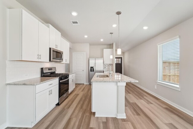 Photo - 1659 Shae Oak Ln